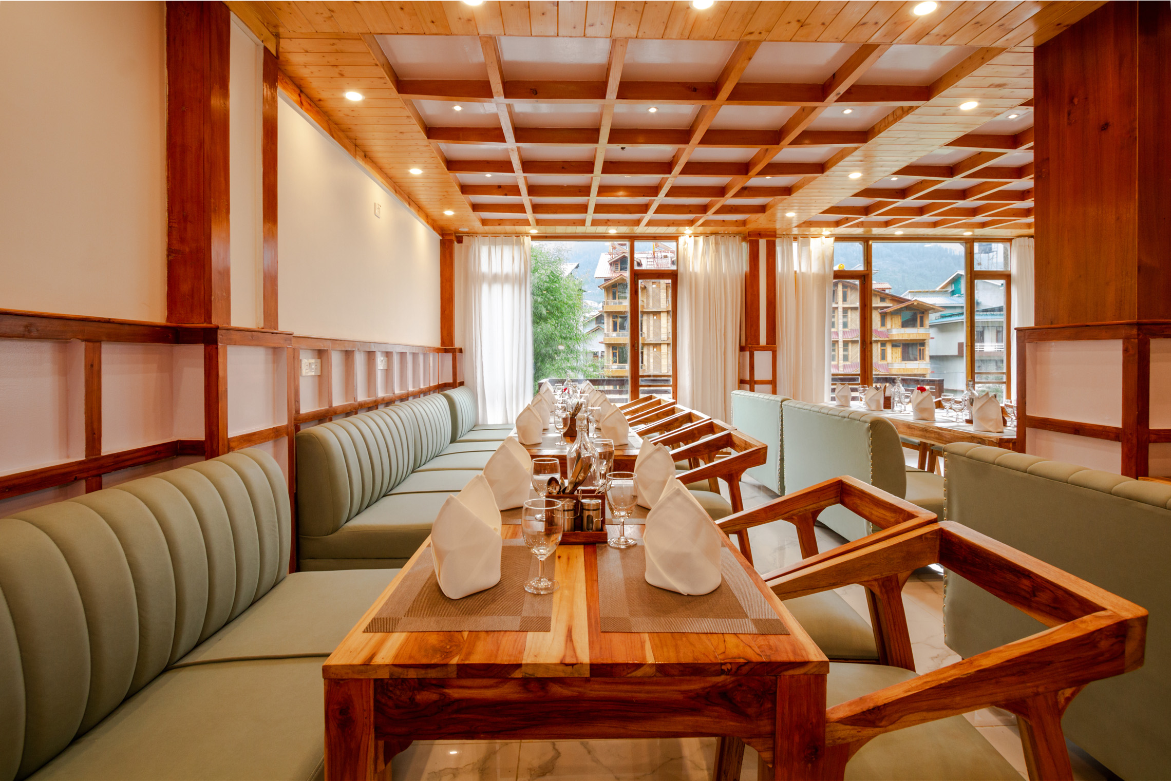 Fine Dine Restaurant