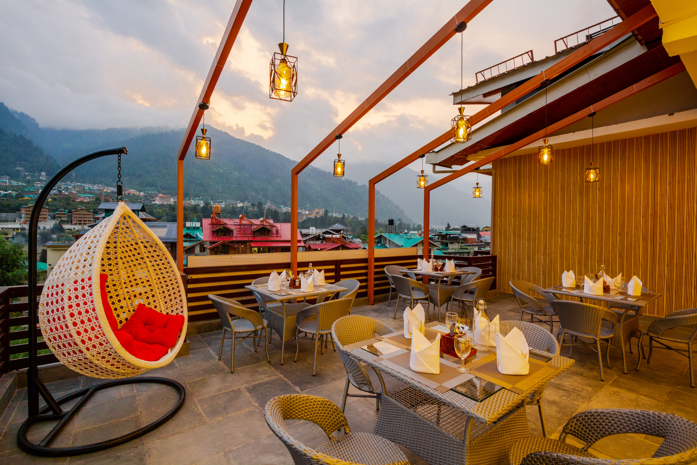 Romantic Roof Top Cafe